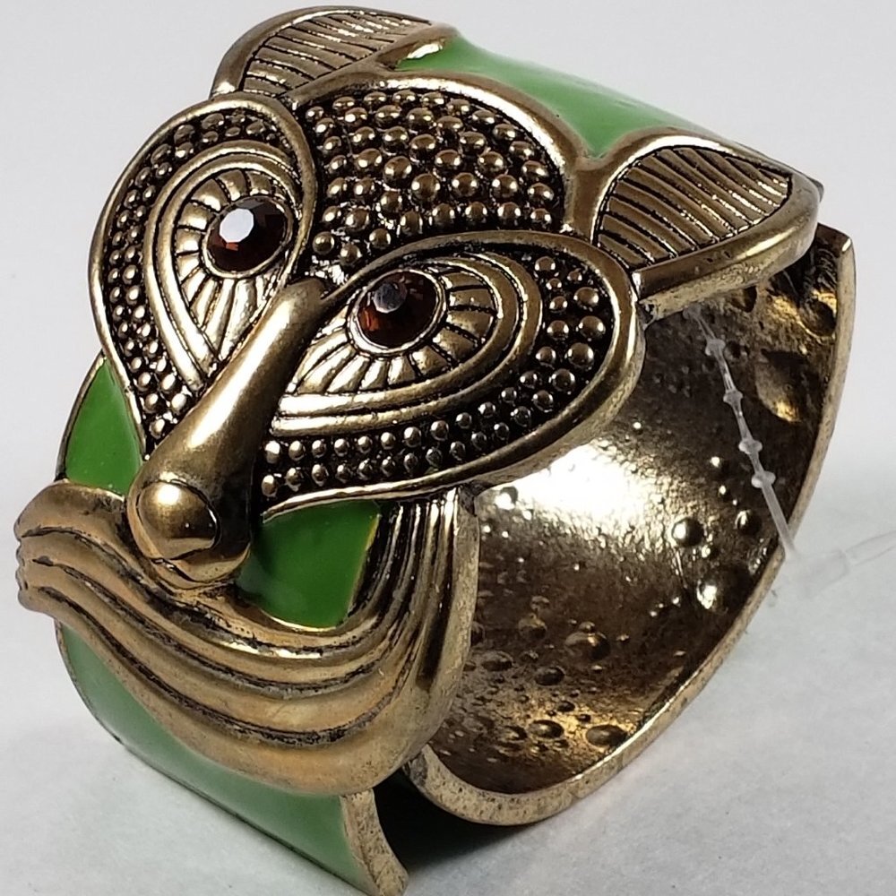 Vintage Gold-Tone Fox Cuff Statement Bracelet – Green Enamel & Gemstone Eyes - Picture 4 of 5